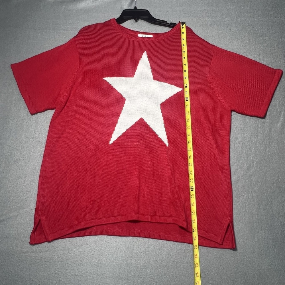 The Quacker Factory Women's Red White Star Knit Sweater Top 1X Short Sleeve - Picture 3 of 6